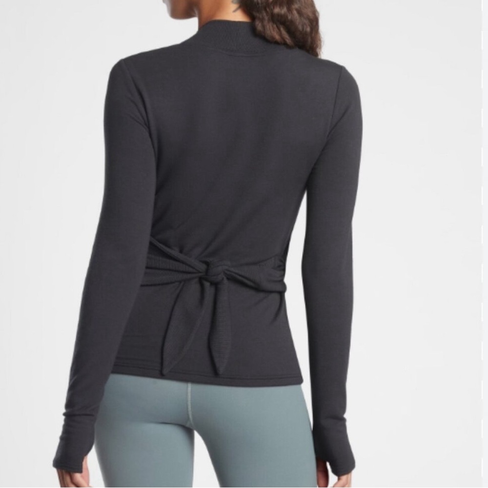 Athleta xs ballet wrap top. Warm fleecy inside and smooth outside. Thumb holes!
